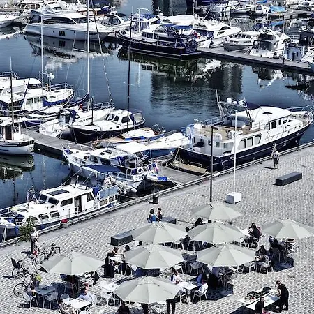 Park By Radisson Centre Ξενοδοχείο 3*