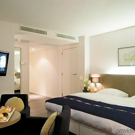 Park By Radisson Centre 3*