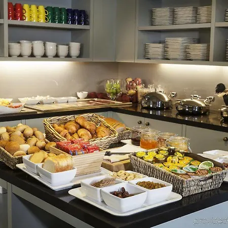 Park By Radisson Centre Hotel 3*